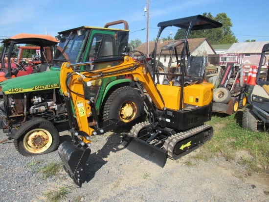 (New) Mini Excavator w/Hyd Thumb Dsl