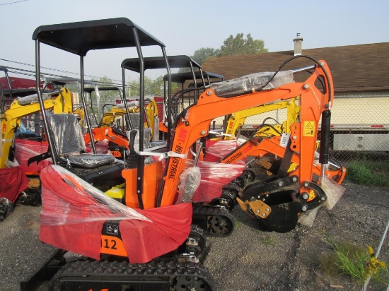 AGROTK QH12 Mini Excavator w/Thumb & Canopy (New)