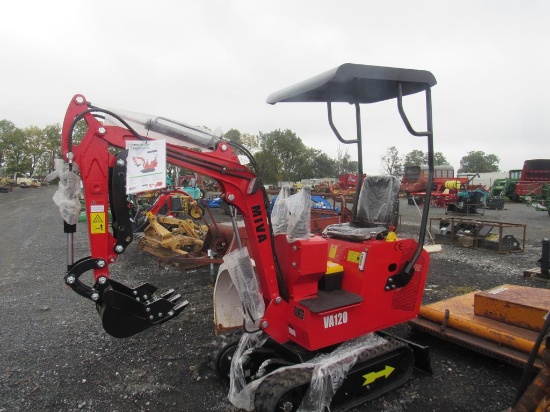 Miva VA120 Mini Excavator w/Thumb