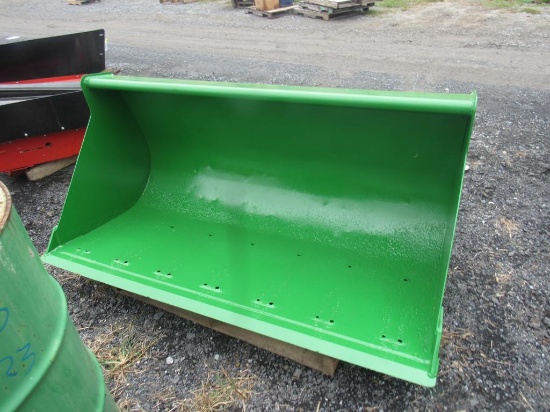 5' JD Bucket