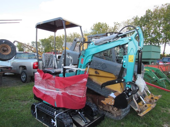 AGT QH12 Mini Excavator  w/Thumb (New)