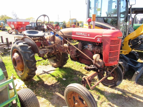 Farmall A Tractor, Gas, 2WD
