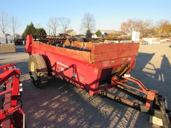 IH 530 Manure Spreader