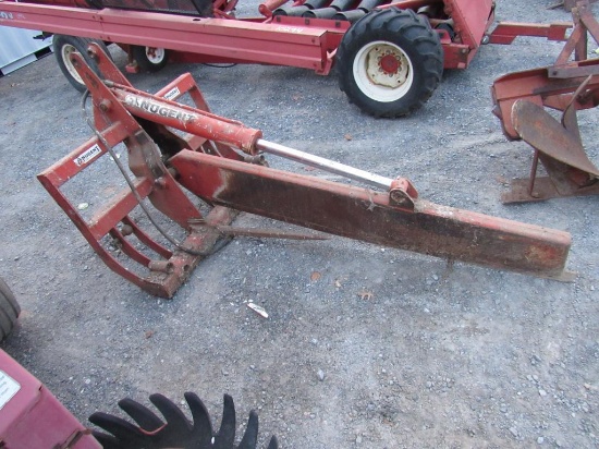 Nugent Round Bale Splitter