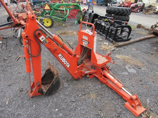 Kubota BY600 Front End Loader