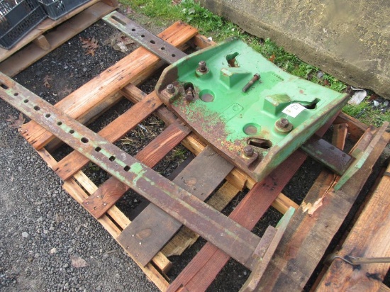 JD Front Weights (for JD 4020) & Bracket