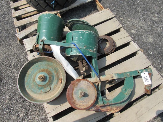 Cole 1R Planter