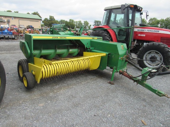 JD 328 Baler w/ #40 Thrower, Hyd Tension