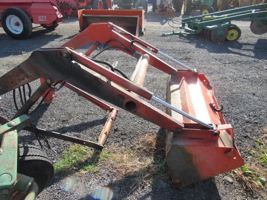 Kubota LA350A w/ Brackets