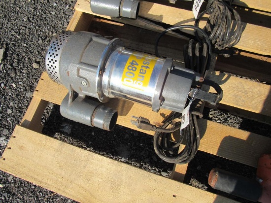 (New) Mustang 4800 Electric Water Pump