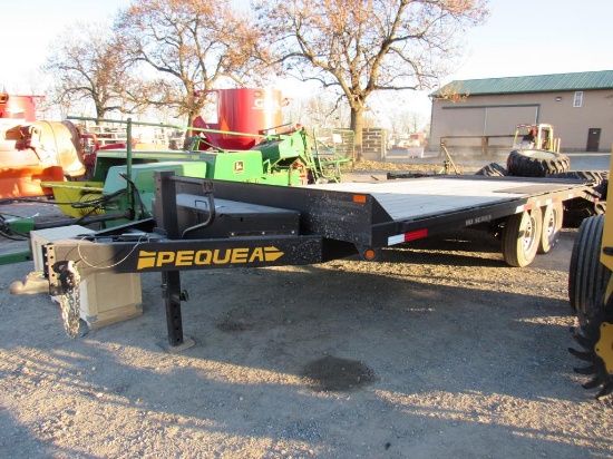 2022 Pequea HD Series Trailer w/Beaver Tail & Ramp