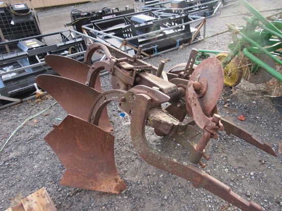 IH 3B Plow