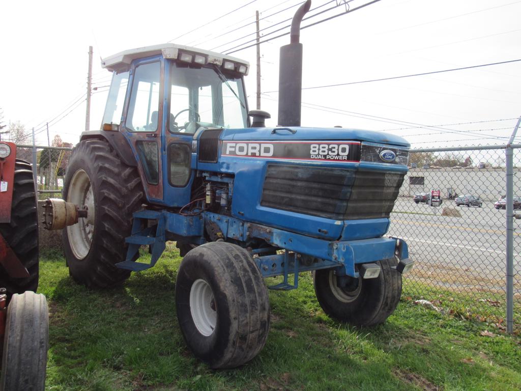 Ford 8830 Tractor with Grey Grille Die-cast construction /SPEC-CAST 1/64 ミニチュア トラック 建設機械模型 工事車両 Ford-NH 8830 A Powershift 4WD Tractor Specs \u0026 Dimensions (1990