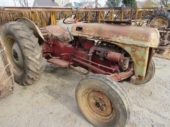 Ford 8N Parts Tractor (not running; flat tire)