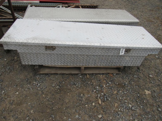 Diamond Plate Tool Box w/Contents