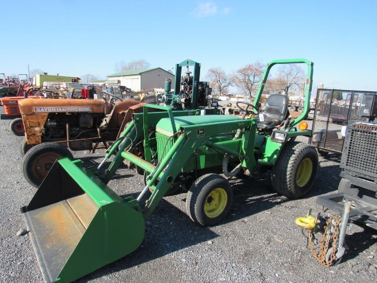 JD 855 Tractor, Ldr, 4x4, HST, ROPS