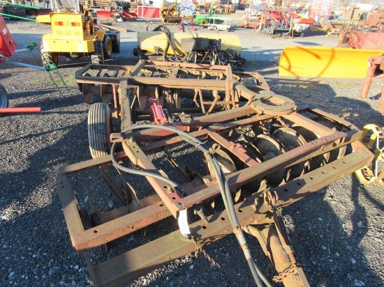 Pull-Behind 8' Offset Disc w/Hyd Cyl