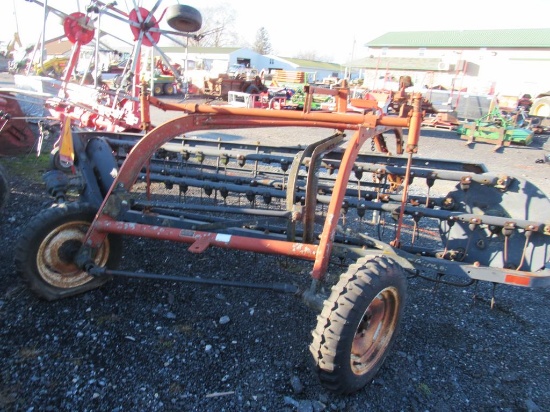Hesston 3820 Hayrake