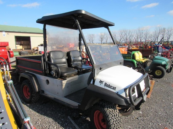 Bobcat 2200 Side-by-Side, 4WD, Canvas Cab