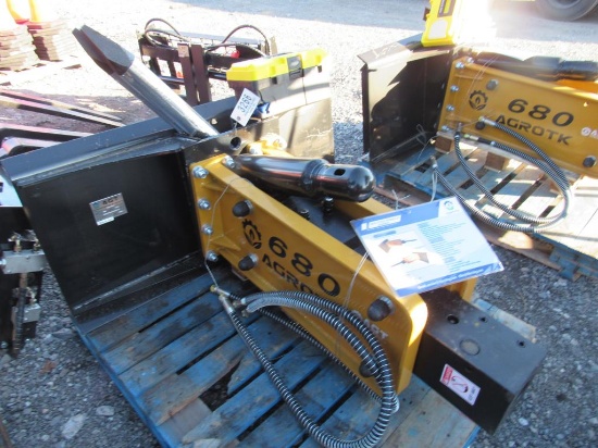 AGT QA 680 Concrete Breaker (New) (2 Tips)