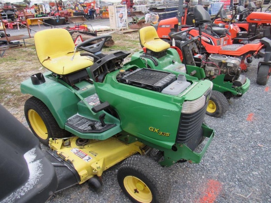 JD 345 L&G Tractor w/ 48" Deck