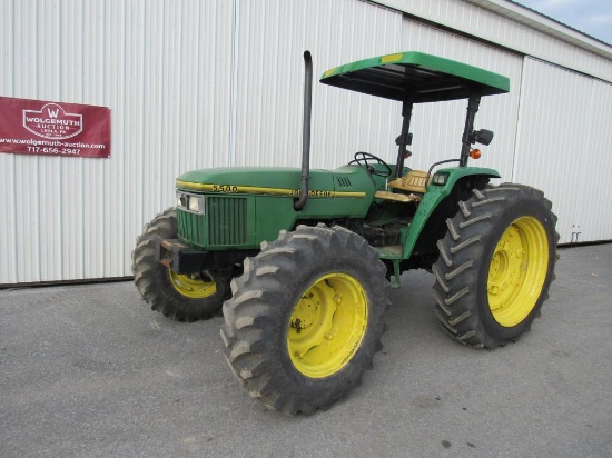 JD 5500 Tractor, 4x4, ROPS, Canopy