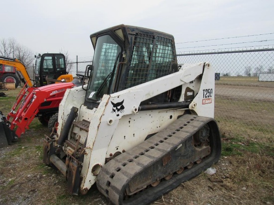 Bobcat T250 Compact Track Loader, EROPS,H/A/C