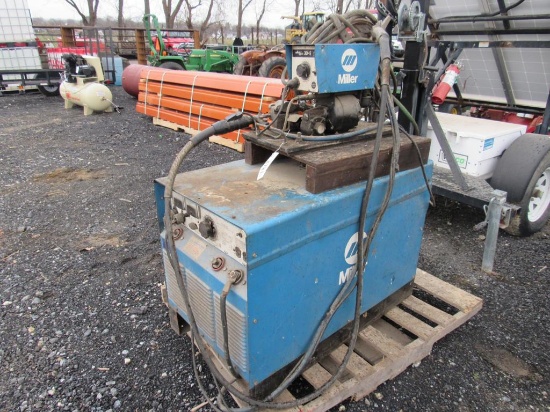 800 amp Miller-Mig Welder w/ Wire Feeder