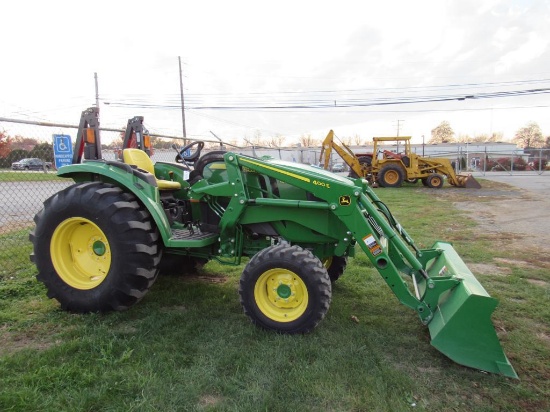 JD 4052M, Hdrostat w/ Frontend Ldr 400E & Bucket