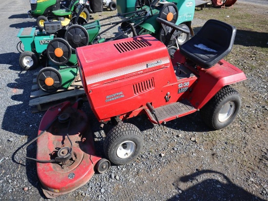 Montgomery Ward Riding Lawn Mower (not running)
