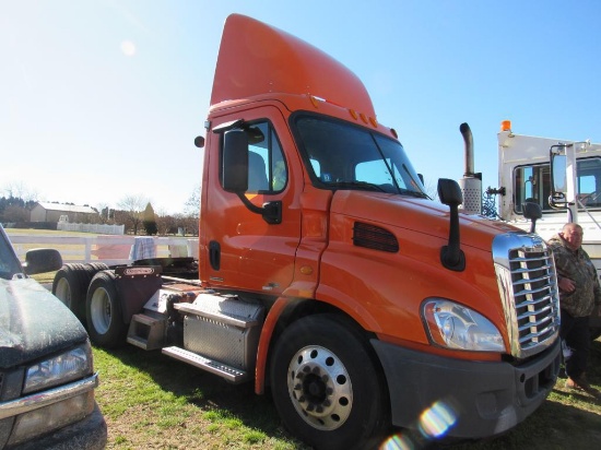 2012 Freightliner 10 Speed w/DD13