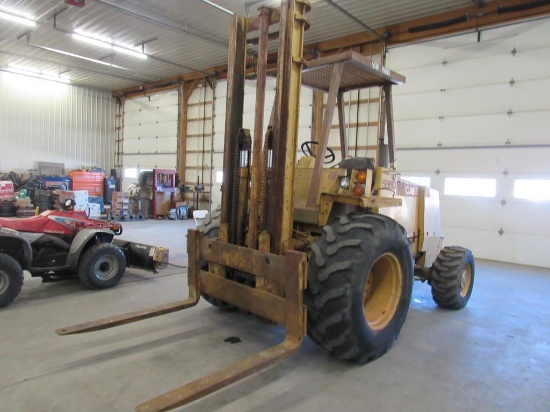 Case 586D 4WD Fork Lift