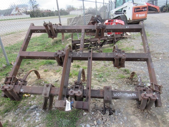 King 3pt 7-tine Chisel Plow