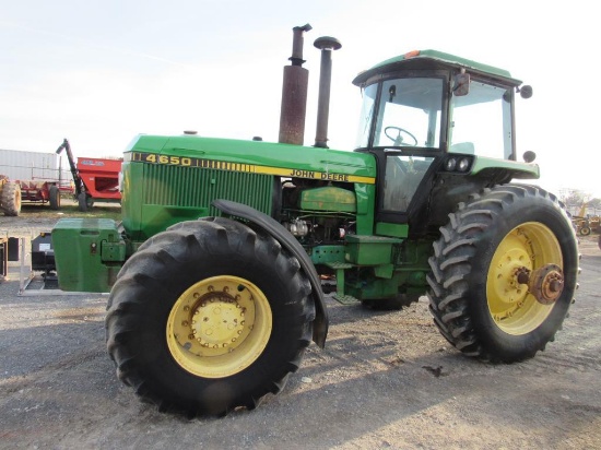 JD 4650 Tractor, 4x4, Cab, Powershift, Duals