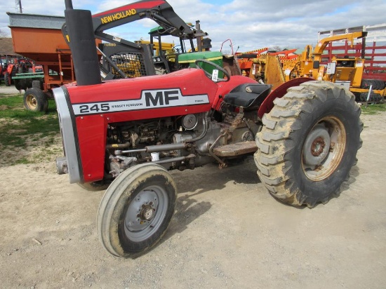 Massey Ferguson 245 Dsl Tractor, 2WD