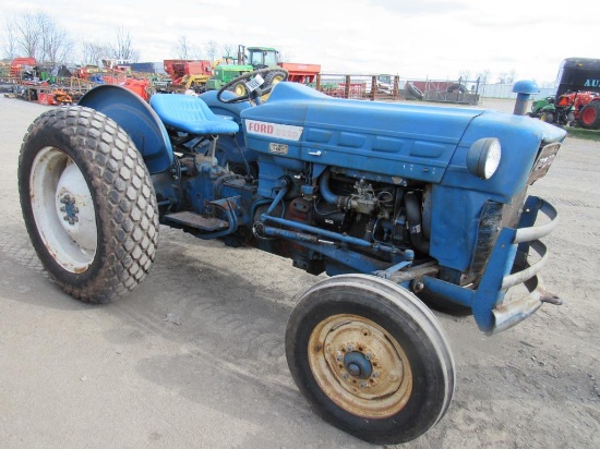 Ford 2000 Gas Tractor