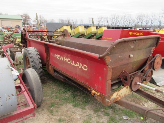NH 327 Manure Spreader