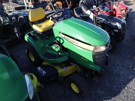 JD X300 Riding Mower