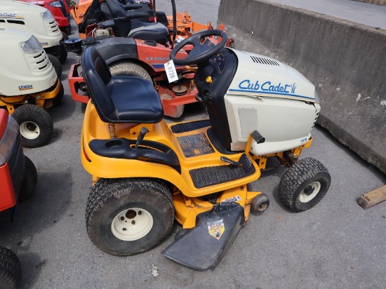 Cub Cadet 1515 Riding Mower