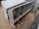 Kuhl 10-Hole Chicken Nest