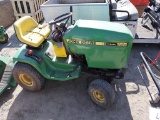 JD 185 Riding Tractor (non-running)