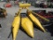 NH 824 2R Corn Head
