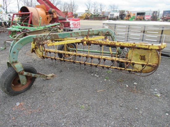 JD 660 Dolly Wheel Rake