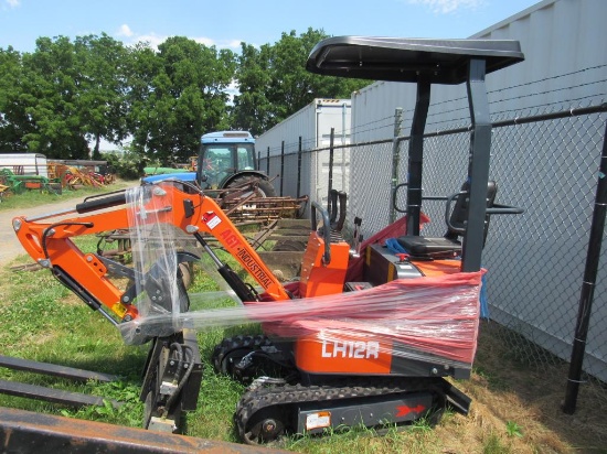 AGT LH12R Excavator