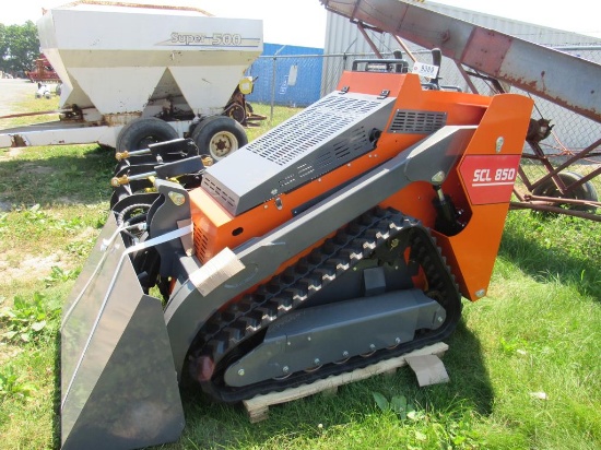 EINGP SCL850 Stand On Mini Skidloader 22 HP Gas Engine