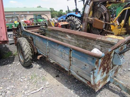 JD Manure Spreader