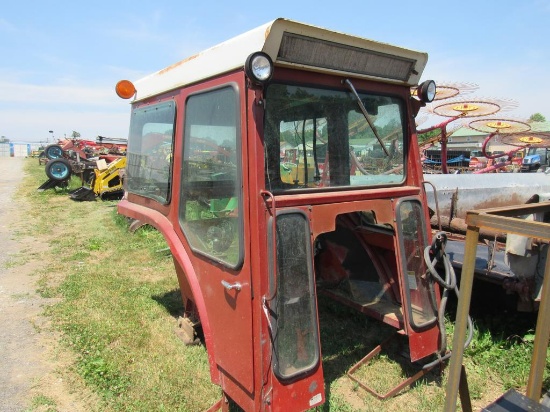 IH Tractor Cab
