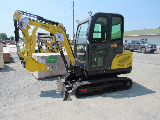 Machpro MP46 Mini Excavator w/Cab
