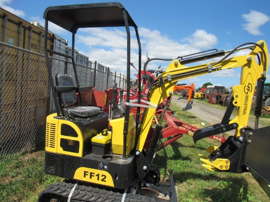 FF12 Mini Excavator
