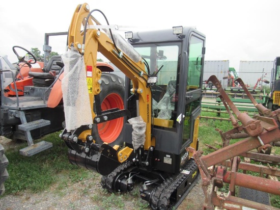 AGT H13R Excavator w/Cab